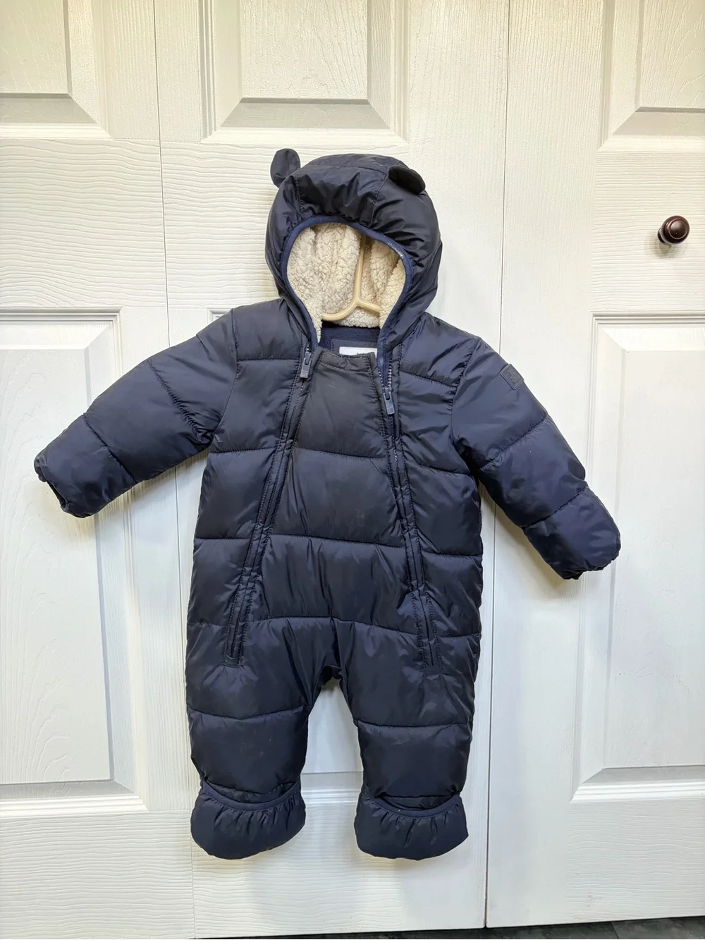 GAP insulated navy